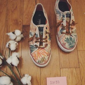 Hawaiian Sperry’s